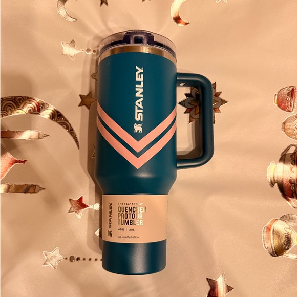 Stanley 40oz FlipStraw Blue Tumbler with Handle - Picture 1 of 2